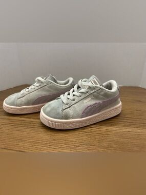 Puma Kids blue Suede Sneakers with Pink Accent
